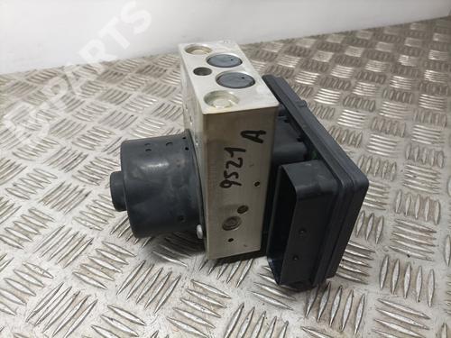 Pompe ABS MERCEDES-BENZ C-CLASS (W203) [2000-2007]  3703756