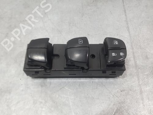 Used Left front window switch Left front window switch NISSAN JUKE (F15) 1.5 dCi (110 hp) 40008964 40008964