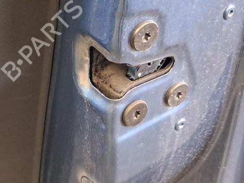 front-right-lock-renault-megane-iv-hatchback-b9amn_-2015-39452547 main image