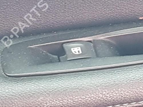 right-rear-window-switch-renault-megane-iv-hatchback-b9amn_-2015-25469170 main image