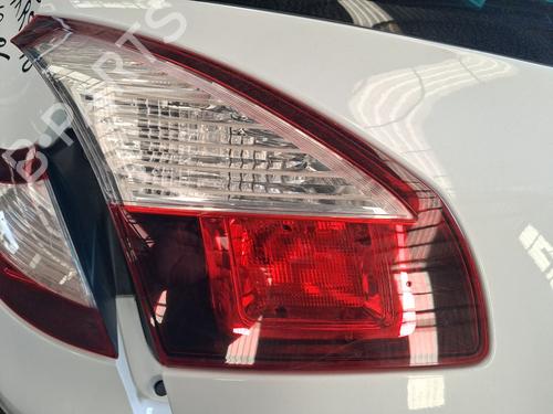 Used Left tailgate light Left tailgate light RENAULT MEGANE III Hatchback (BZ0/1_, B3_) 1.5 dCi (BZ1G, BZ1W, BZ0R) (95 hp) 40505348 40505348