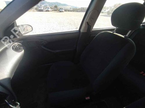 Used Right front seat FORD FOCUS I (DAW, DBW) [1998-2009]  21380849