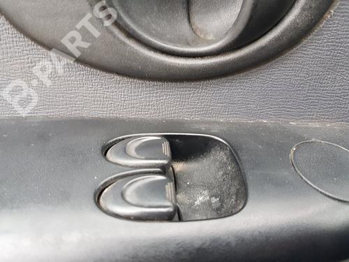 left-front-window-switch-daewoo-matiz-m100-m150-08-1998-11141223 main image