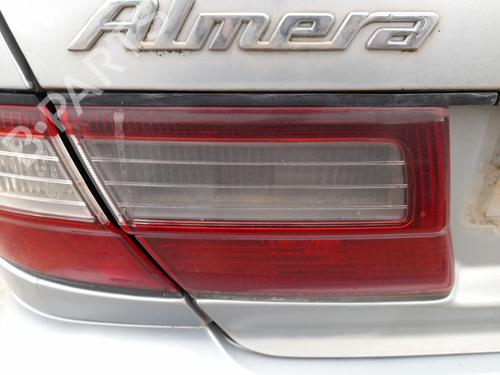 Feu de coffre gauche NISSAN ALMERA I (N15) 2.0 D (75 hp) 31975524