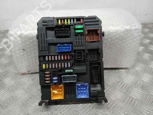 Used Fuse box PEUGEOT 308 II (LB_, LP_, LW_, LH_, L3_) [2013-2021]  21125756