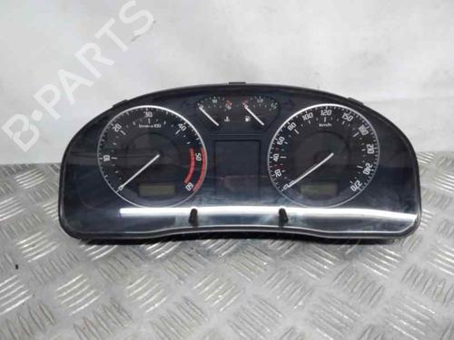 Used Instrument cluster SKODA SUPERB I (3U4) [2001-2008]  16835784