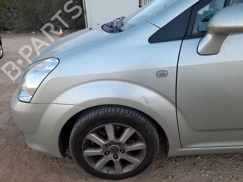 Used Left front fenders TOYOTA COROLLA Verso (ZER_, ZZE12_, R1_) 2.2 D-4D (AUR10_, AUR10R) (136 hp) 29145815