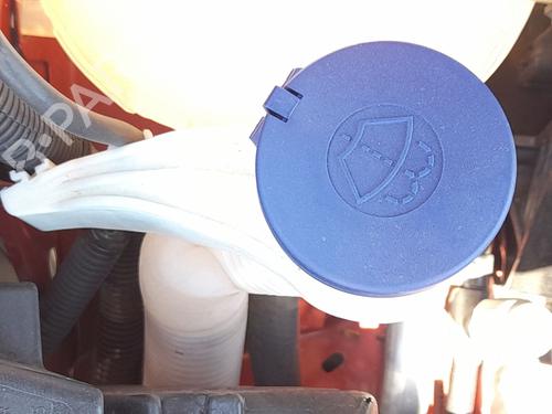 windscreen-washer-tank-opel-corsa-f-p2jo-2019-36498079 main image