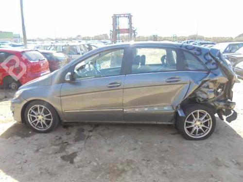 MERCEDES-BENZ B-CLASS Sports Tourer (W245)  B 180 CDI (245.207)  25244