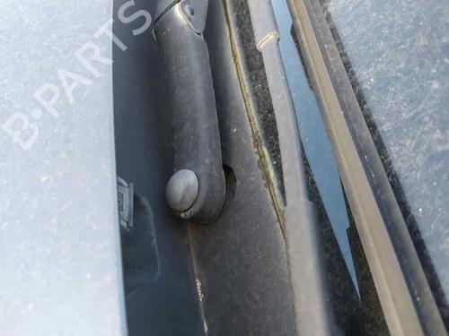 Used Front wiper motor VW POLO V (6R1, 6C1) 1.2 (70 hp) 24672923