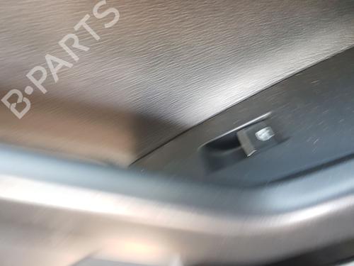 Used Right rear window switch Right rear window switch VW POLO VI (AW1, BZ1, AE1) 1.0 TSI (95 hp) 33674695 33674695