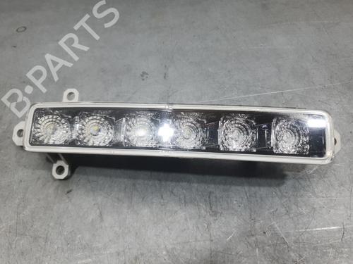 Used Right front indicator Right front indicator CITROËN C-ELYSEE (DD_) 1.2 VTi 82 (82 hp) 33556932 33556932