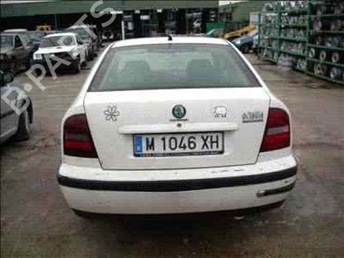 Driver airbag SKODA OCTAVIA I (1U2)  | BP871118C9 