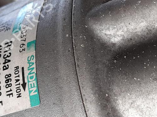 Used AC compressor AC compressor VW EOS (1F7, 1F8) 2.0 TDI (140 hp) 33831691 33831691
