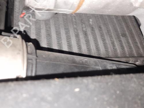 Intercooler Intercooler RENAULT CLIO IV (BH_) 1.5 dCi 90 (90 hp) 37217770 37217770