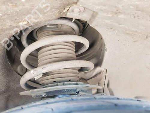 Used Right front shock absorber BMW 3 (F30, F80) 320 d (190 hp) 22970735