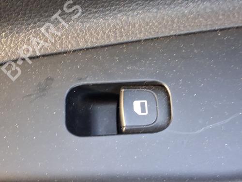 Used Right rear window switch Right rear window switch KIA STONIC (YB) 1.0 T-GDi Eco-Dynamics+ (101 hp) 40505377 40505377