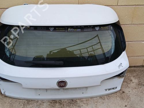 tailgate-fiat-tipo-hatchback-356_-357_-2016-31623792 main image