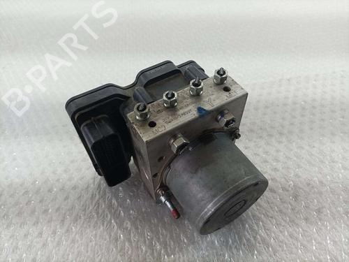 Used ABS pump TOYOTA VERSO (_R2_) [2009-2018]  17451360