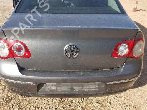 Used Tailgate VW PASSAT B6 (3C2) 2.0 TDI (170 hp) 24674608