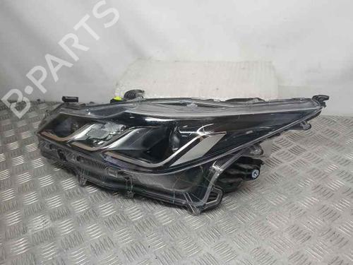 Left headlight TOYOTA COROLLA Saloon (_E21_) 1.8 VVTi Hybrid (ZWE211) | BP23230971C28