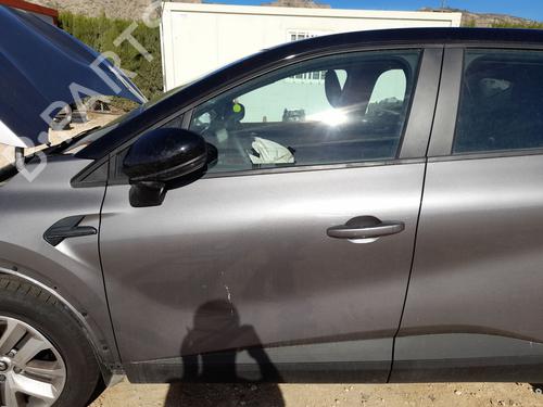 Used Left front door RENAULT CAPTUR II (HF_) TCe 140 (HFN0) (140 hp) 29976927
