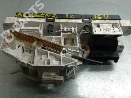 Climate control NISSAN ALMERA II (N16)  | BP3726164I5 