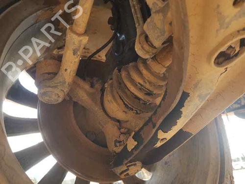 Used Left front steering knuckle FORD FIESTA VI (CB1, CCN) [2008-2017]  26408507