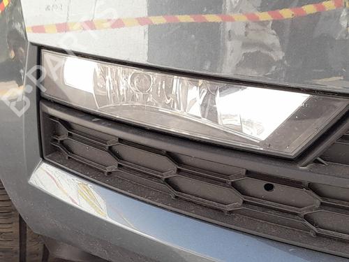 Used Right front fog light Right front fog light SKODA OCTAVIA III (5E3, NL3, NR3) 1.5 TSI (150 hp) 33886558 33886558