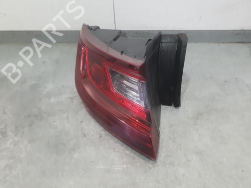 left-taillight-renault-megane-iv-hatchback-b9amn_-2015-39955046 main image