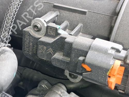 Used Mass air flow sensor Mass air flow sensor PEUGEOT 3008 II SUV (MC_, MR_, MJ_, M4_) 1.5 BlueHDi 130 (131 hp) 39621447 39621447