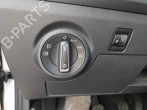 Commande de phare SEAT ARONA (KJ7, KJP) [2017-2025]  25034732