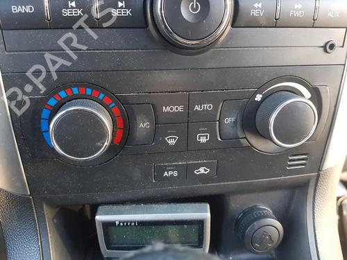 Used Climate control CHEVROLET CAPTIVA (C100, C140) 2.0 D 4WD (150 hp) 15516375
