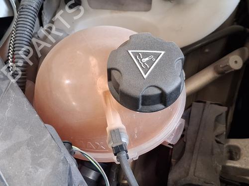 Used Expansion tank Expansion tank 38073485 38073485
