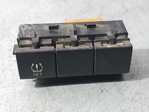 Used Switch PEUGEOT 208 I (CA_, CC_) [2012-2020]  12500391