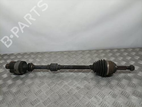 Used Right front driveshaft MITSUBISHI CARISMA (DA_) [1995-2006]  3700848