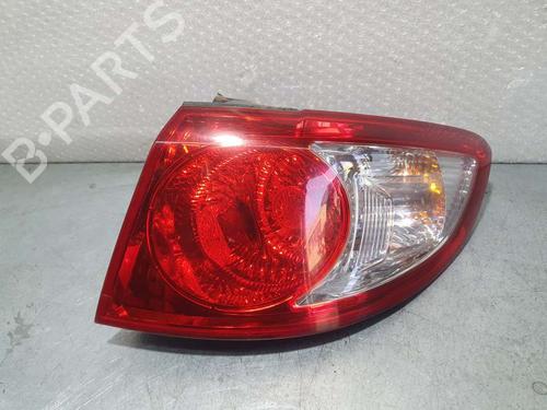 right-taillight-hyundai-santa-fe-ii-cm-924022b000-exterior-2005-2006-2007-2008-2009-2010-2011-2012-2013-2014-2015-8260767 main image
