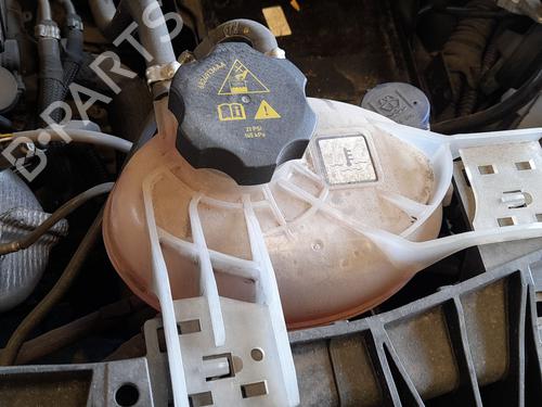 Used Expansion tank Expansion tank 37274150 37274150