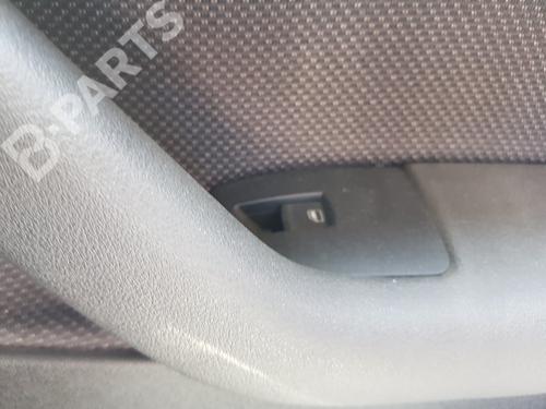 Used Right rear window switch Right rear window switch AUDI A3 (8P1) [2003-2013] 10062336 10062336