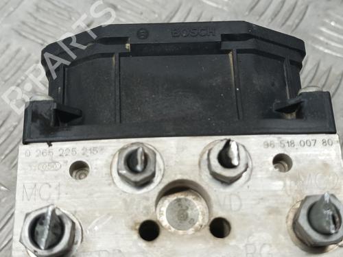 Used ABS pump PEUGEOT 307 CC (3B) 1.6 16V (110 hp) 3709773
