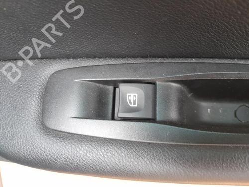 Right rear window switch RENAULT MEGANE IV Hatchback (B9A/M/N_) 1.2 TCe 130 (B9MR) 254214896R