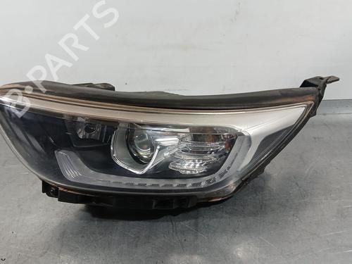left-headlight-kia-stonic-yb-2017-36109568 main image