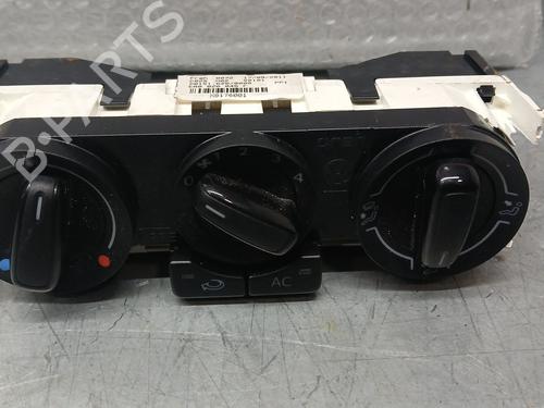 Comando chauffage VW POLO V (6R1, 6C1) 1.6 TDI (90 hp) 32372277