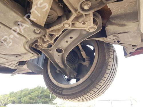 Used Right front suspension arm AUDI A3 Sportback (8VA, 8VF) 1.6 TDI (115 hp) 25810688