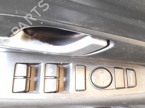 Comutador vidro frente esquerdo Comutador vidro frente esquerdo HYUNDAI i30 FASTBACK (PDE, PDEN) 1.0 T-GDI (120 hp) 36498987 36498987