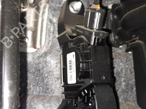 Used Pedal Pedal 37218123 37218123