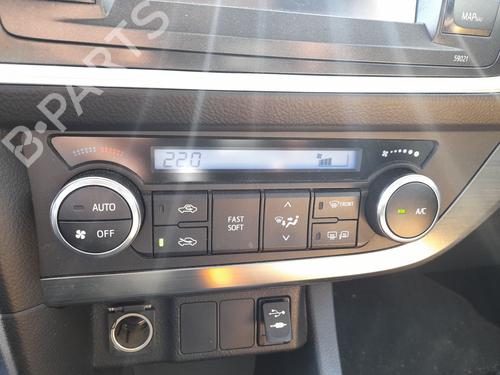 Used Climate control Climate control TOYOTA AURIS (_E18_) 1.4 D-4D (NDE180_, NDE180R) (90 hp) 33831640 33831640