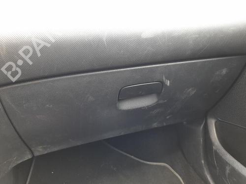 Used Glove box PEUGEOT 308 I (4A_, 4C_) 1.6 HDi (90 hp) 26910539