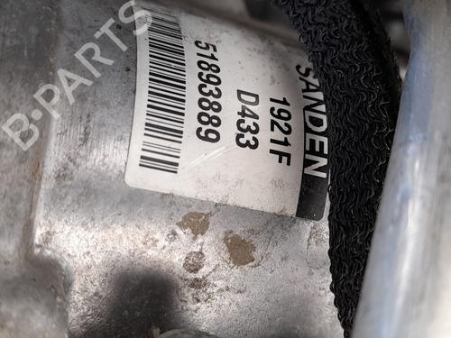 Used AC compressor AC compressor FIAT DOBLO Cargo (263_) 1.3 D Multijet (263WXU1A, 263ZXU1A, 263WYB1A, 263ZYB1A) (95 hp) 33431363 33431363