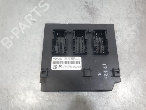 Used Fuse box Fuse box VW GOLF VI (5K1) 1.2 TSI (105 hp) 36503196 36503196